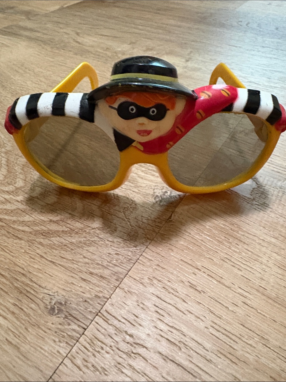 Vintage 1987 McDonald’s Youth Kids Hamburglar Character Sunglasses